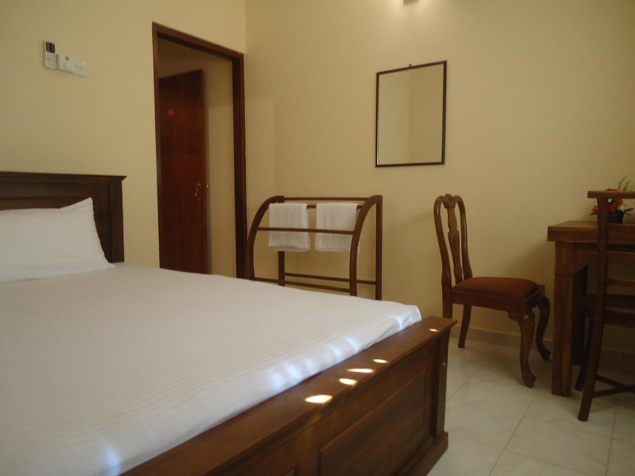 New Sanmi Resort Malabe Extérieur photo