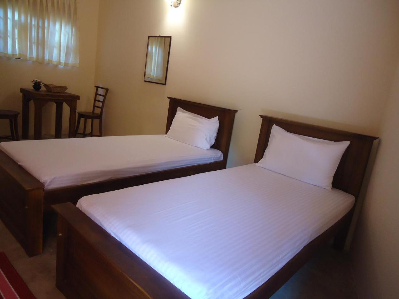 New Sanmi Resort Malabe Extérieur photo