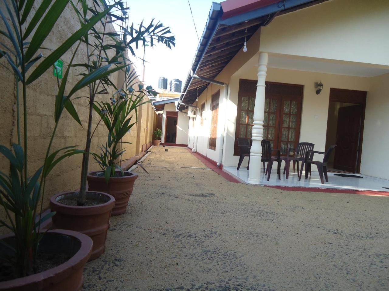 New Sanmi Resort Malabe Extérieur photo