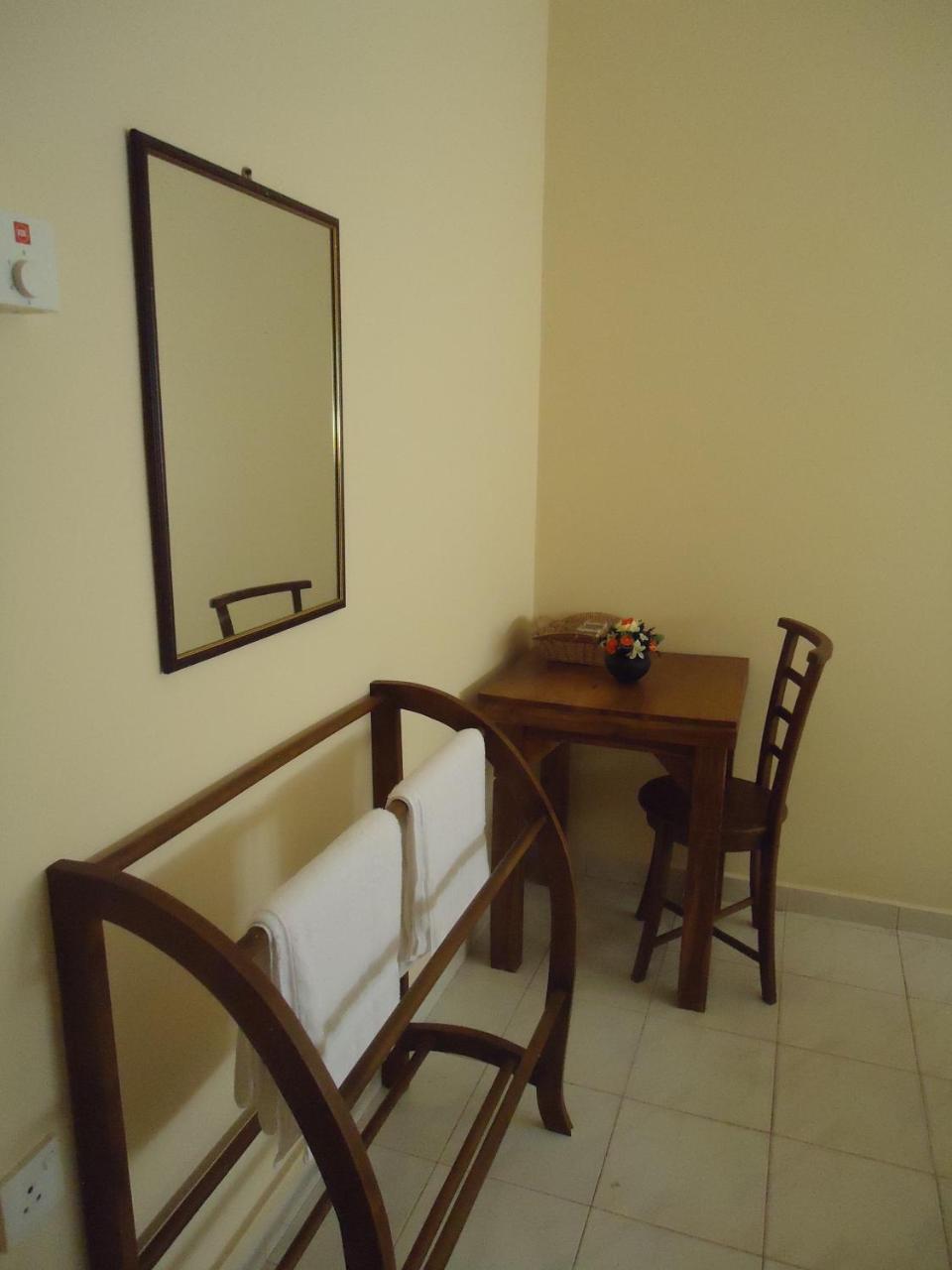 New Sanmi Resort Malabe Extérieur photo